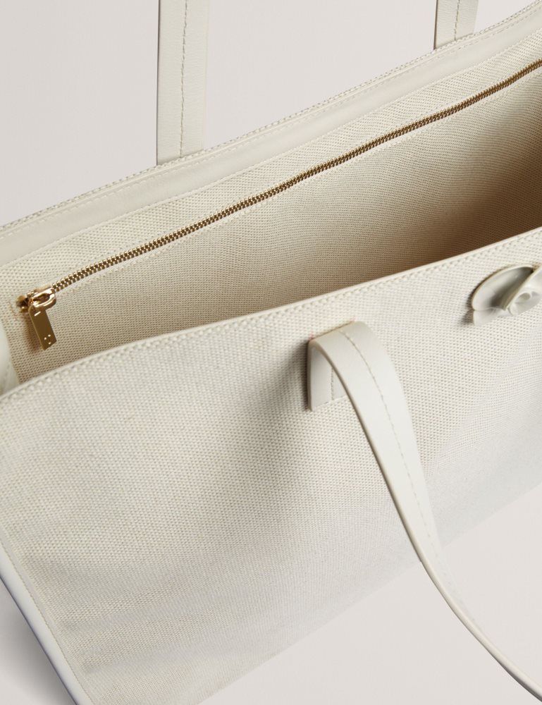 Ted Baker Audos - Rose Detail Wide Canvas Tote Bag Tragetaschen Damen Ecru | 830149-LHW