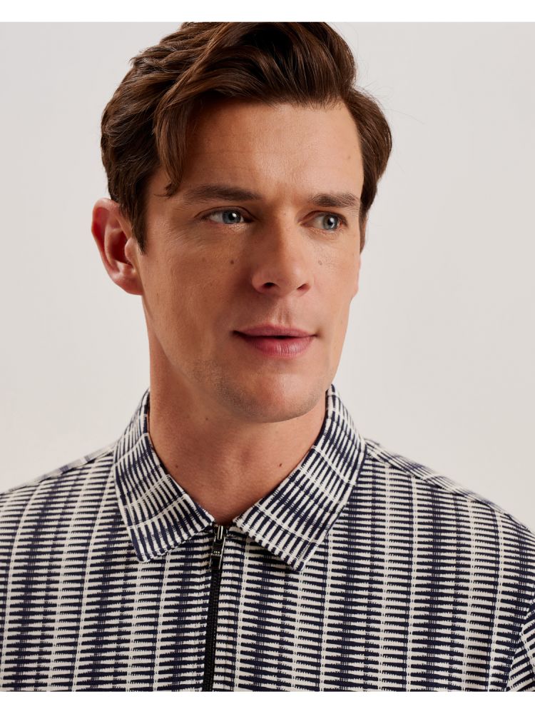 Ted Baker Capuzzo - Long Sleeve Geo Stripe Zip Polo Shirt Oberteile Herren Navy | 057283-LBA
