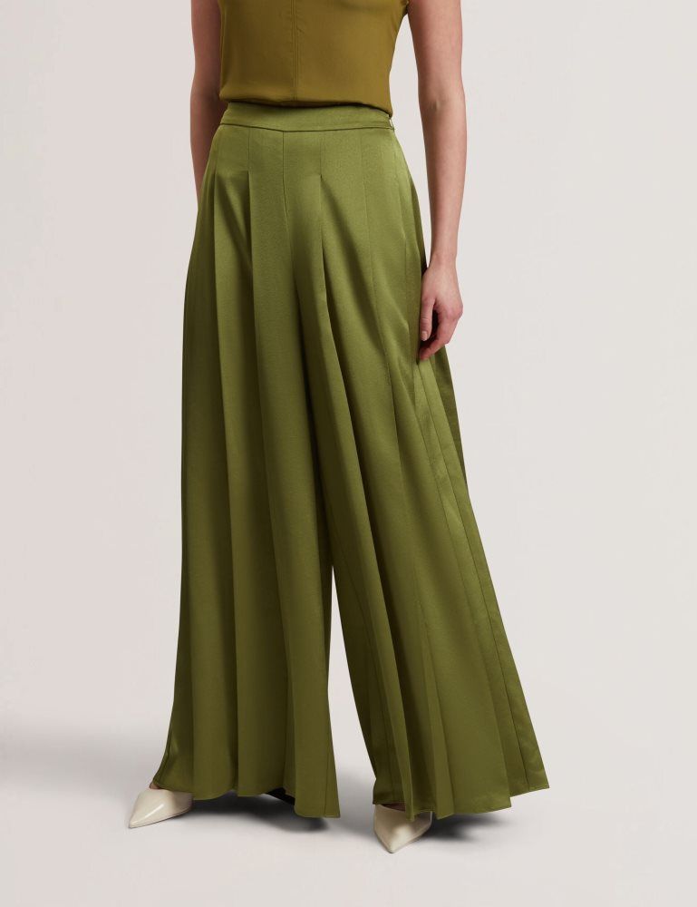 Ted Baker Duuva - Satin Box Pleat Wide Leg Trousers Kurze Hose Damen Grün | 830456-YSB