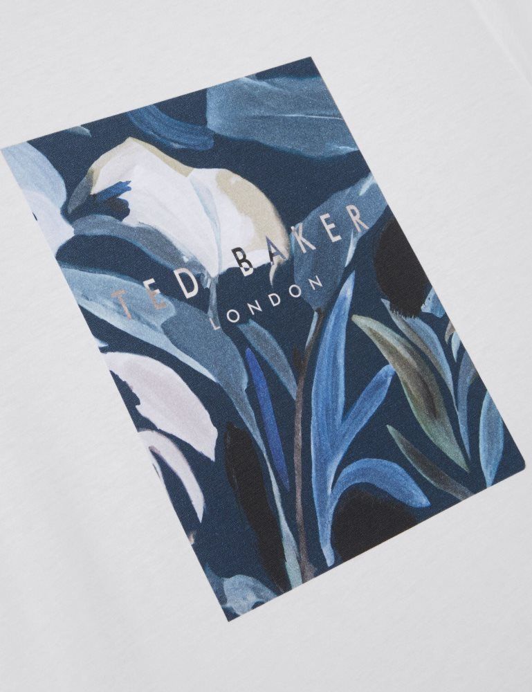 Ted Baker Justino - Short Sleeve Box Print Graphic T-shirt Oberteile Herren Weiß | 304879-XQL