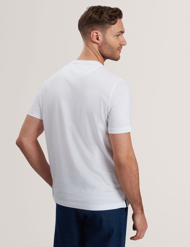 Ted Baker Justino - Short Sleeve Box Print Graphic T-shirt Oberteile Herren Weiß | 304879-XQL