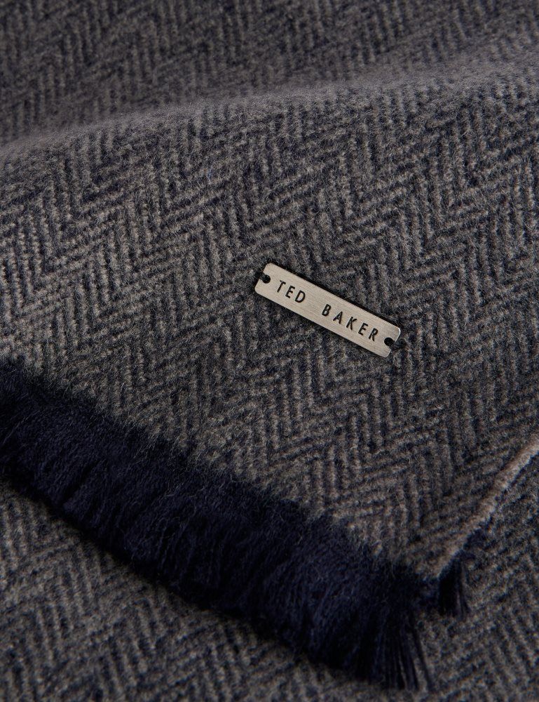Ted Baker Lewiis - Herringbone Texture Contrast Trim Scarf Hats, Gloves & Scarves Herren Navy | 026719-TCP