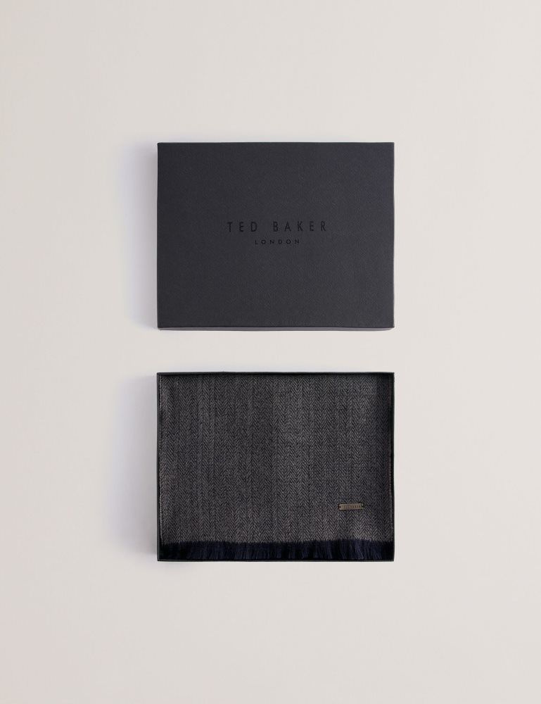 Ted Baker Lewiis - Herringbone Texture Contrast Trim Scarf Hats, Gloves & Scarves Herren Navy | 026719-TCP