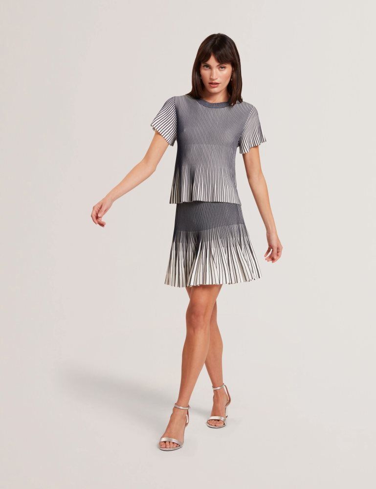 Ted Baker Lotttii - Textured Stripe Knit Flippy Mini Skirt Röcke Damen Navy | 140852-WZJ